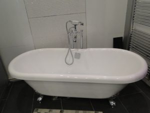 MIKVE SPA SURESNES — photo 1 of 10