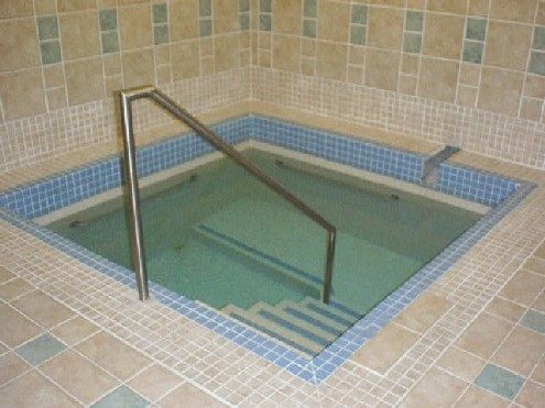 Mei Menachem Western Well Mikvah — photo 5 of 12