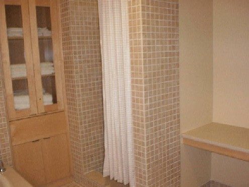 Mei Menachem Western Well Mikvah — photo 8 of 12