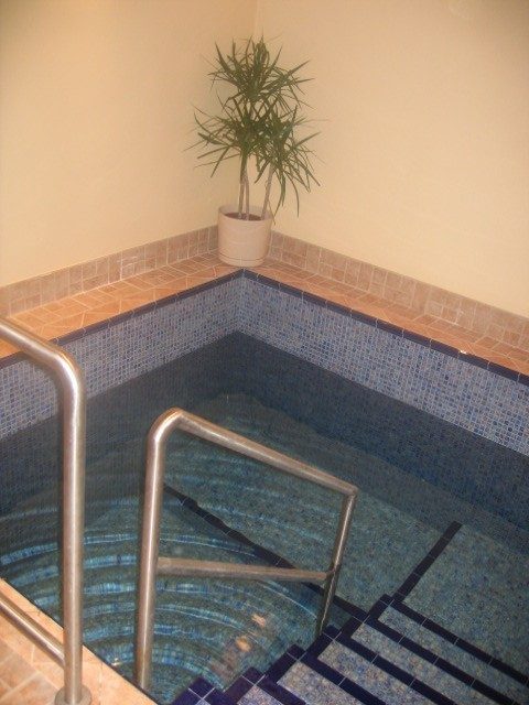 Mikvah Mei Menachem — photo 1 of 6
