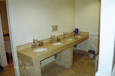 Mikvah Tahara of Cong. Yetev Lev Satmar — photo 9 of 14