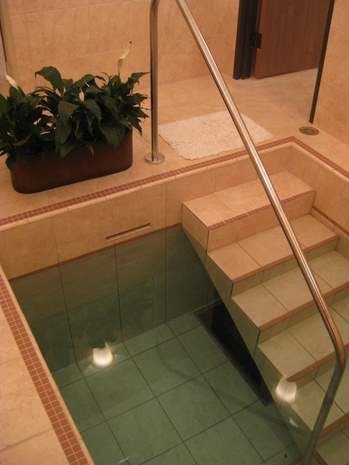 Mikvah Taharas Yisroel — photo 1 of 7