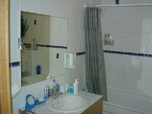 Cardiff United Synagogue Mikvah — photo 3 of 5