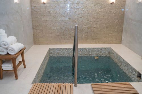 Mikvah Mei Menachem — photo 1 of 6