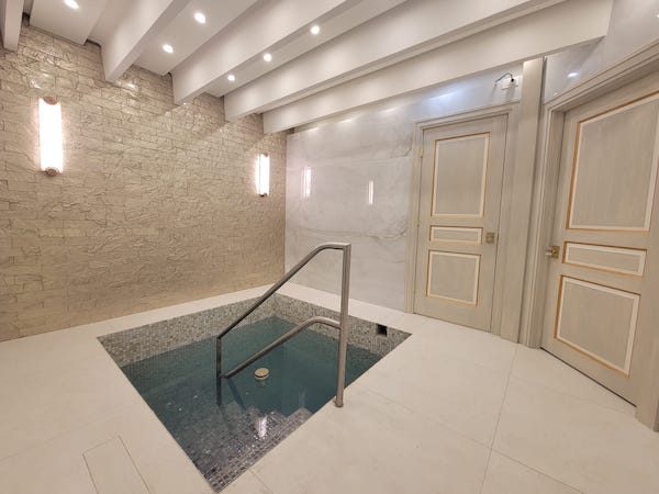 Mikvah Mei Menachem — photo 5 of 6