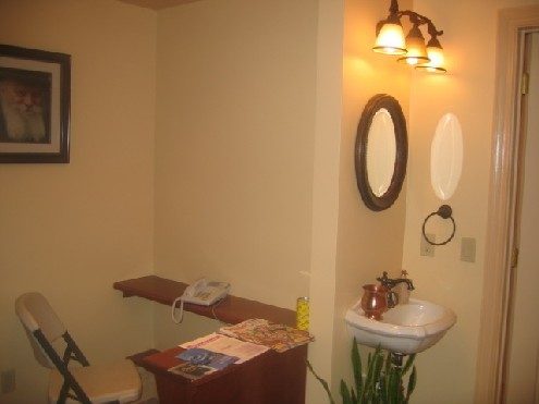 Mikvah Mei Menachem — photo 1 of 9