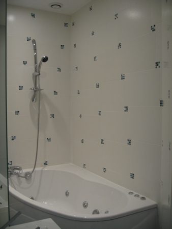 Mikvah Mei Menachem — photo 4 of 5