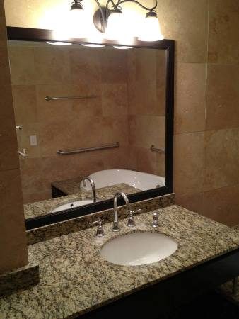 Mikvah Mei Leah — photo 4 of 6